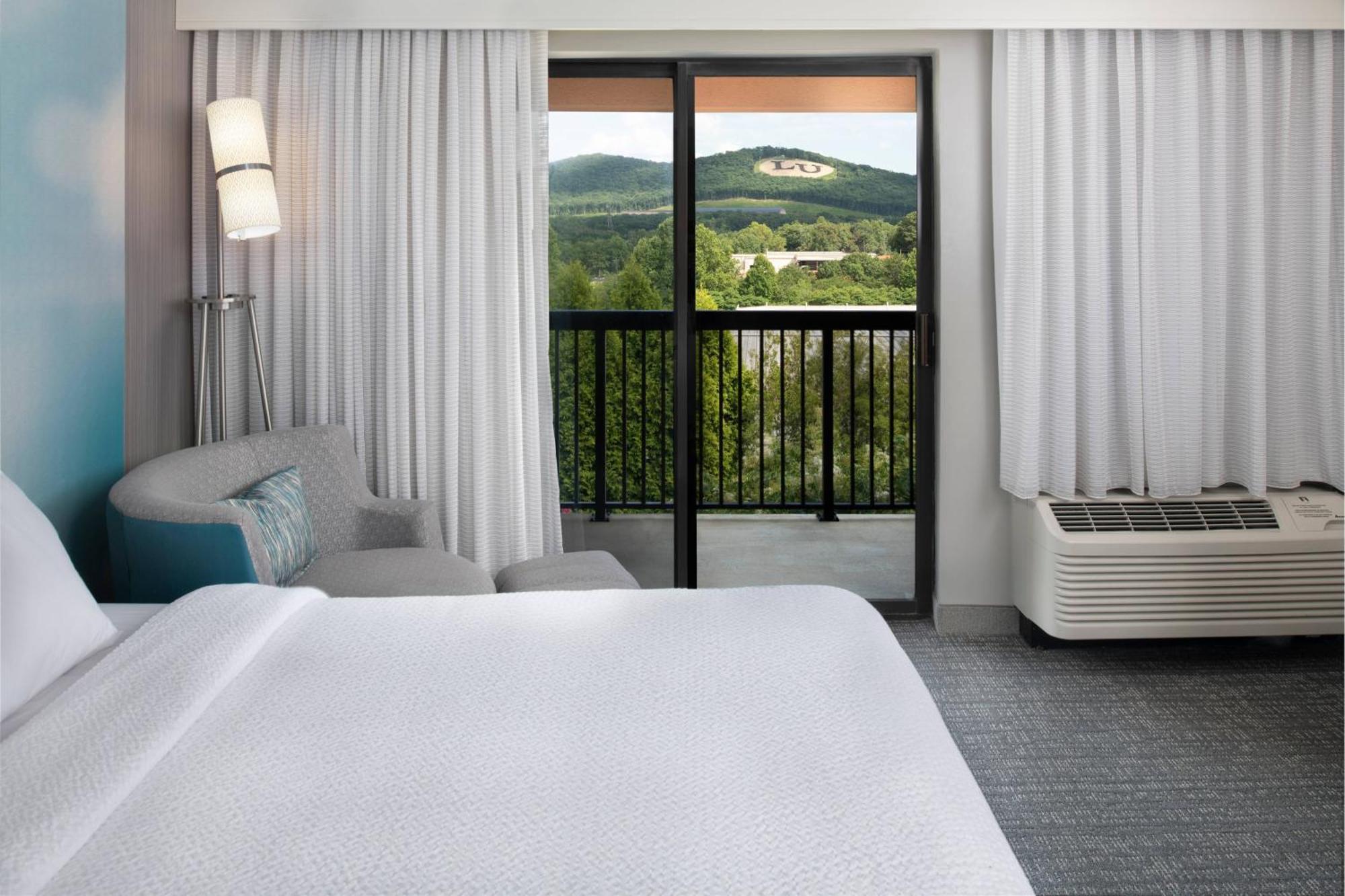 Courtyard By Marriott Lynchburg Ξενοδοχείο Εξωτερικό φωτογραφία