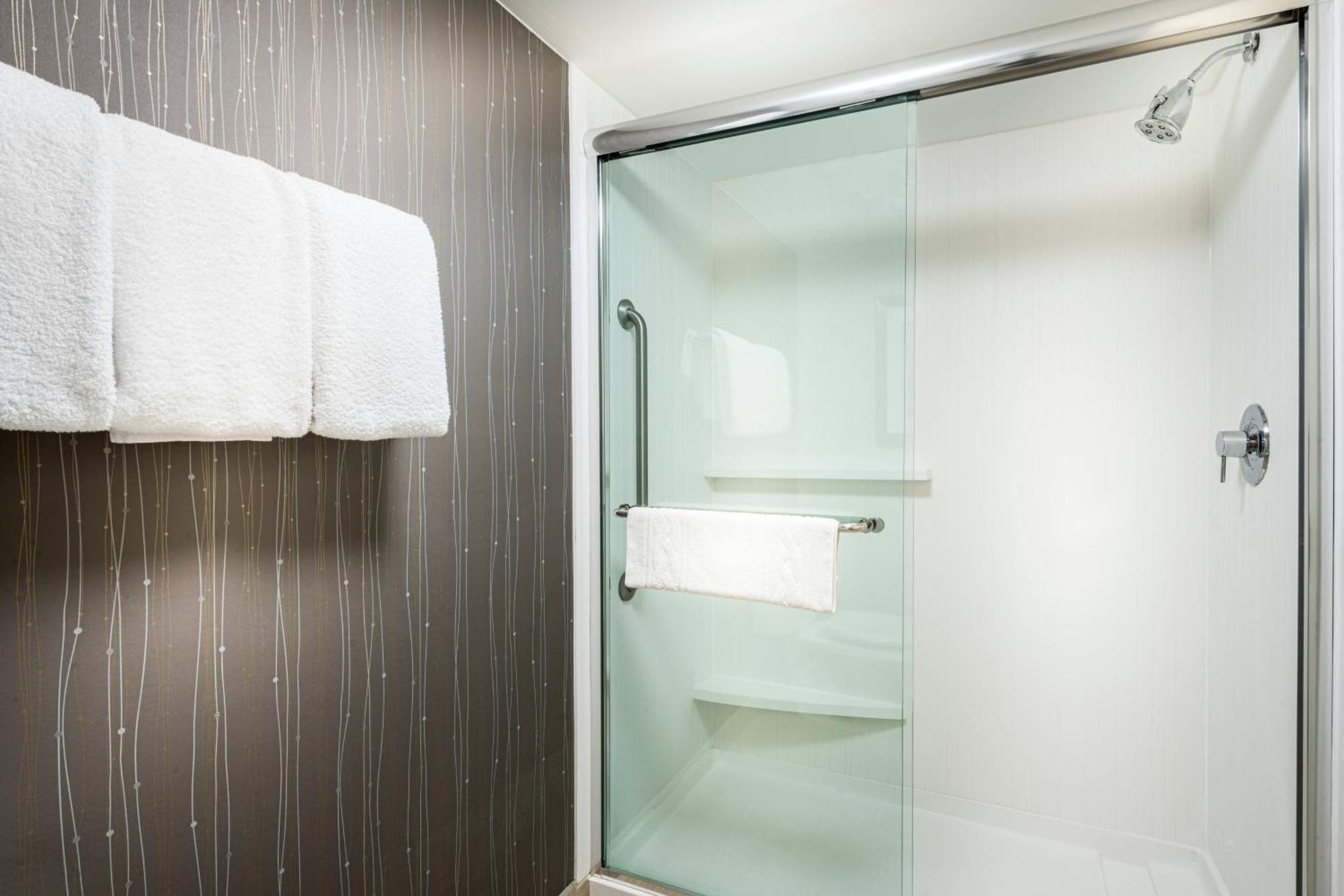 Courtyard By Marriott Lynchburg Ξενοδοχείο Εξωτερικό φωτογραφία