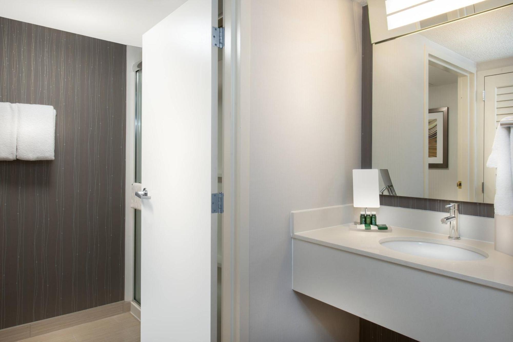 Courtyard By Marriott Lynchburg Ξενοδοχείο Εξωτερικό φωτογραφία