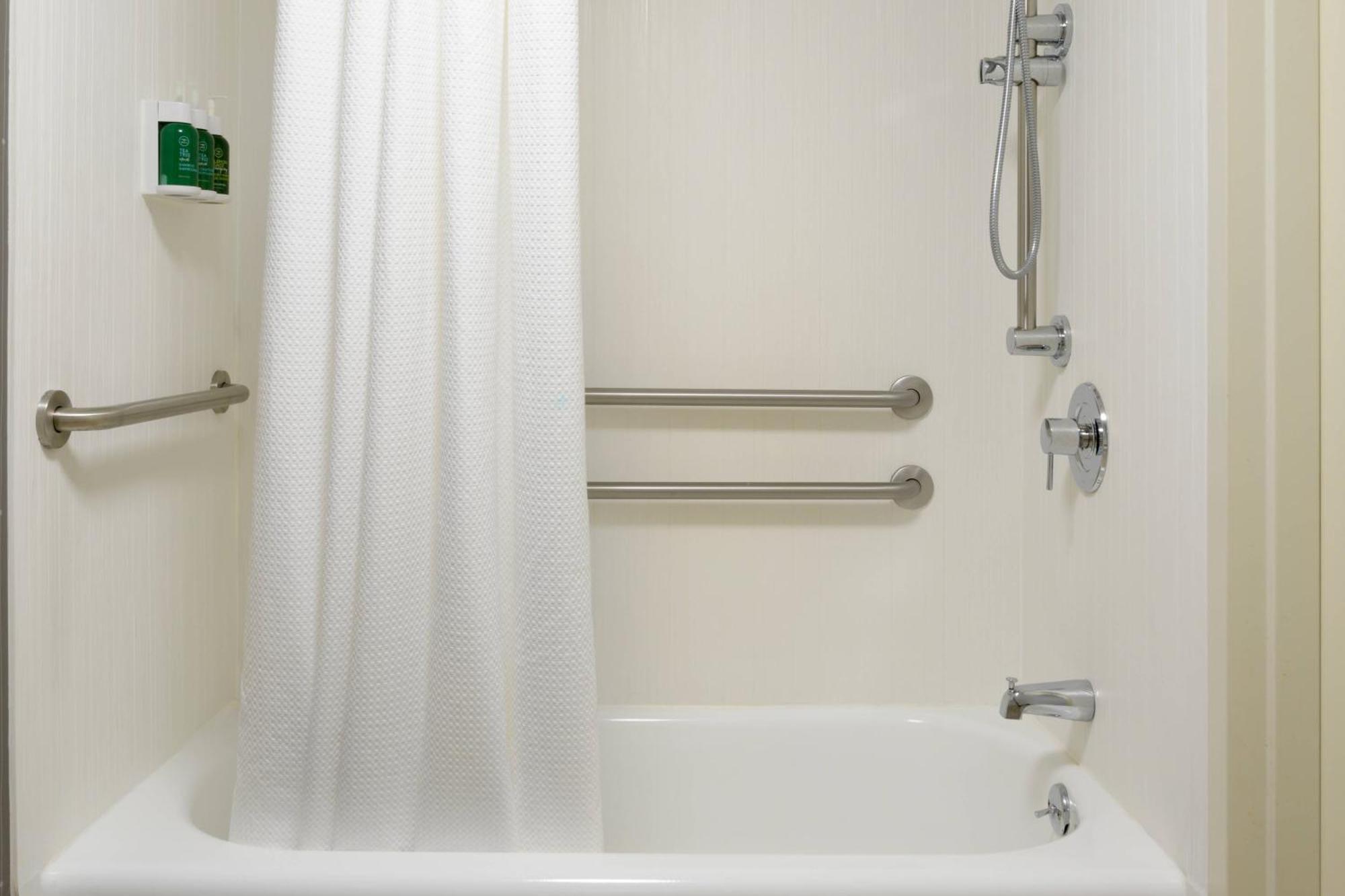 Courtyard By Marriott Lynchburg Ξενοδοχείο Εξωτερικό φωτογραφία