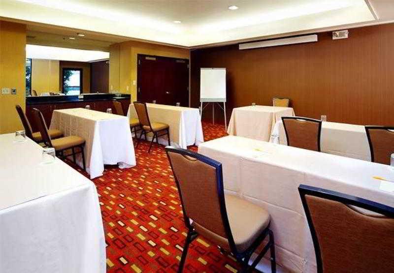 Courtyard By Marriott Lynchburg Ξενοδοχείο Ανέσεις φωτογραφία